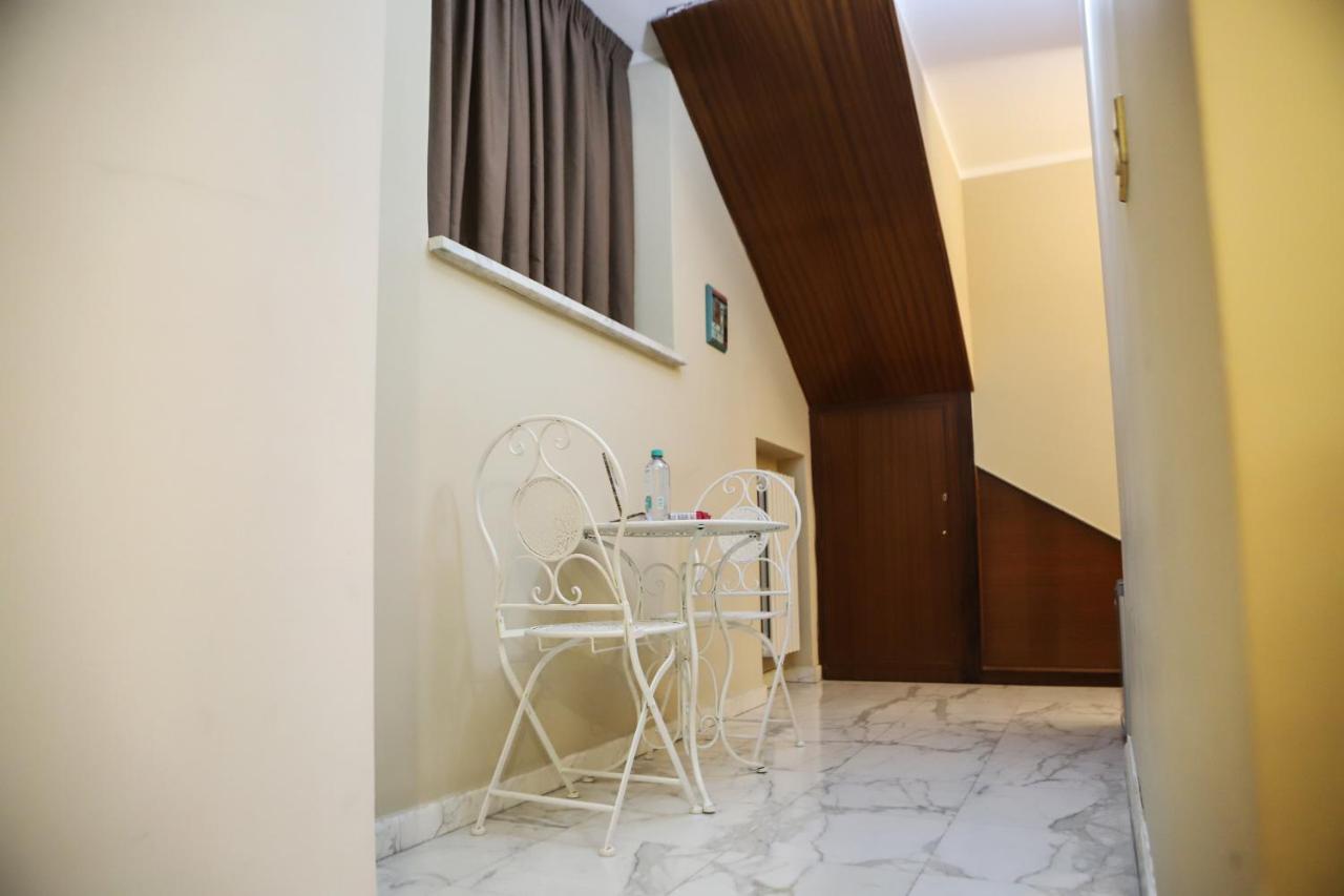 Piazza Dante Suites By Wonderful Italy Napoli Ngoại thất bức ảnh